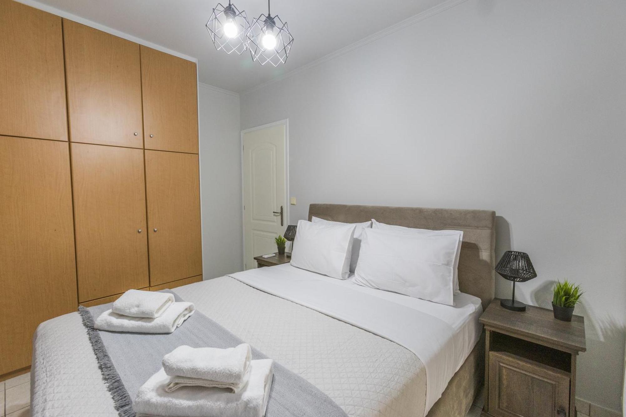 Raise Piraeus Harbor Flats Apartman Kültér fotó