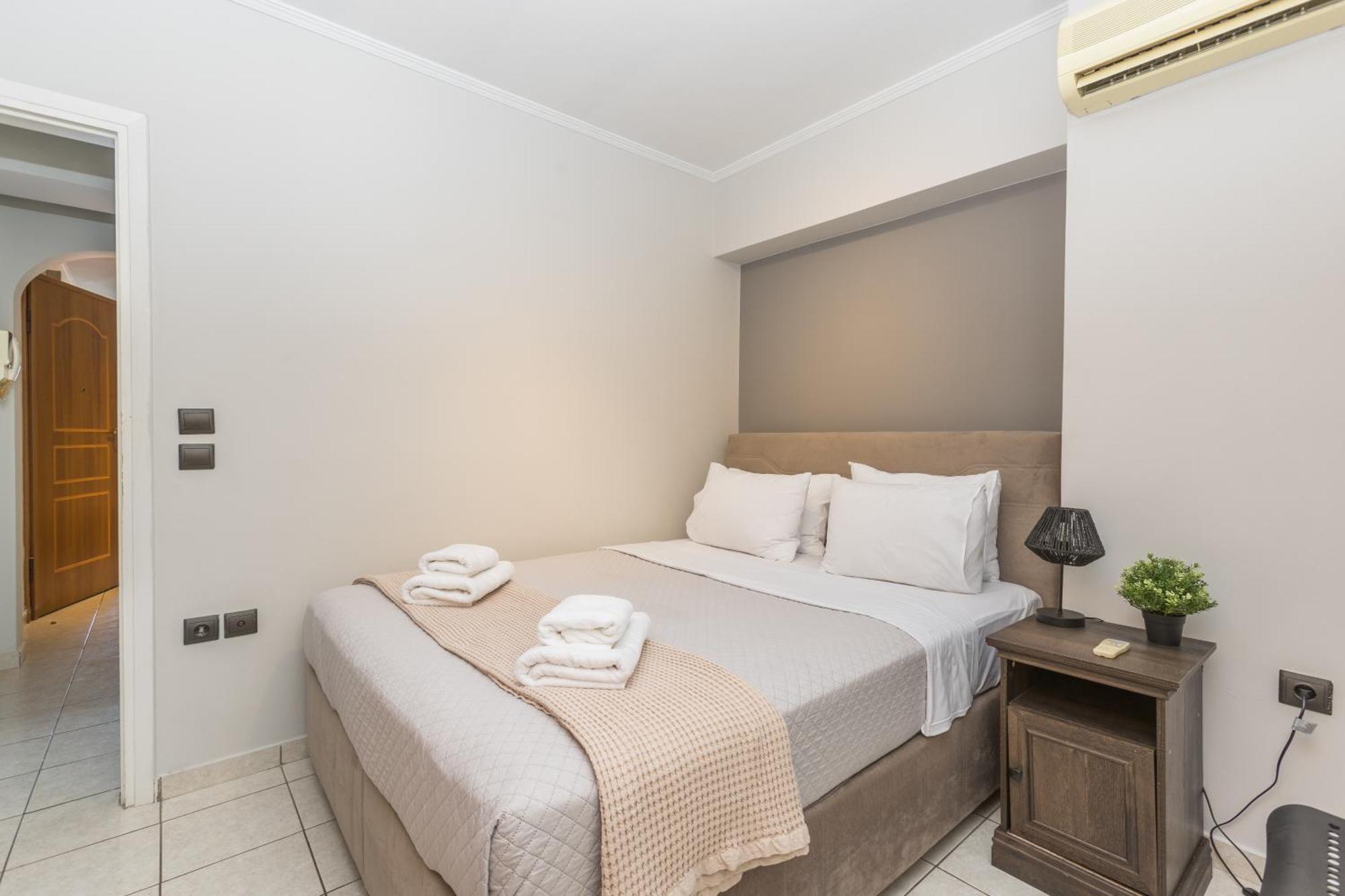Raise Piraeus Harbor Flats Apartman Kültér fotó
